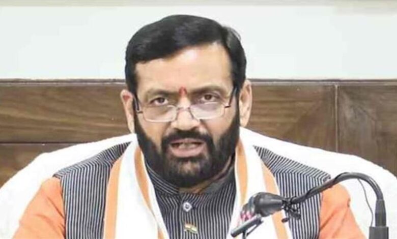 Photo of हरियाणा सरकार की ‘भ्रष्ट’ पटवारियों की सूची पर हंगामा, सैनी सरकार से हाईकोर्ट ने मांगा जवाब!