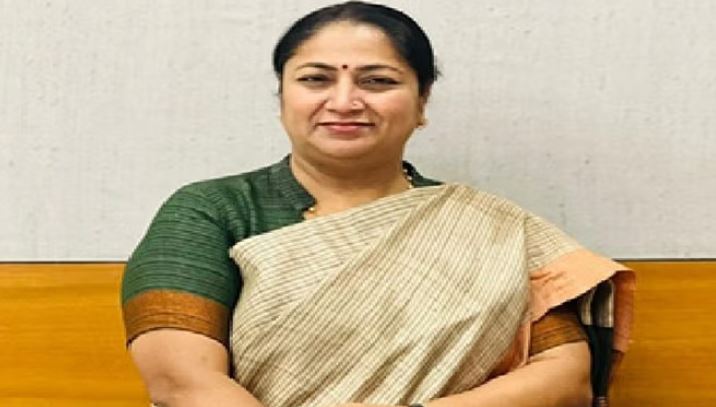 Photo of पीएम मोदी के चार ‘अमृत स्तंभों’ में फिट बैठती हैं रेखा गुप्ता