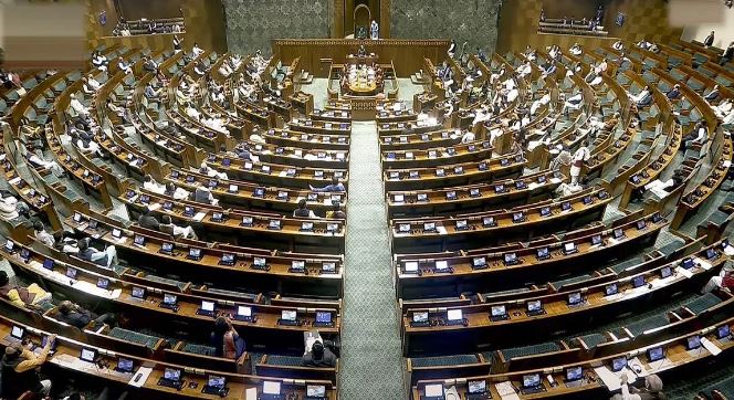 Photo of मार्च में संसद में पेश होगा वक्फ विधेयक, 14 बदलावों पर कैबिनेट की मुहर