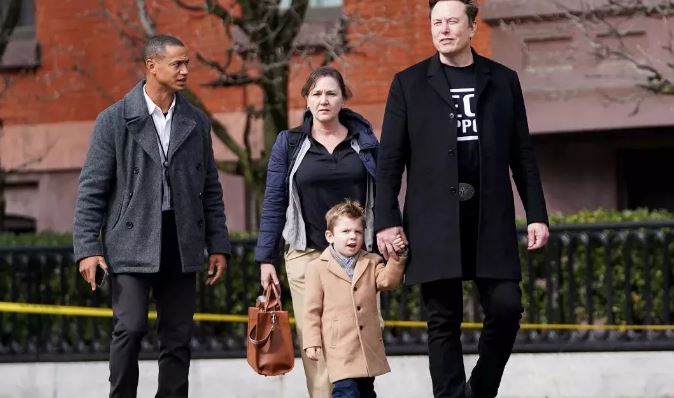 Photo of एक का है- X Æ।।… Elon Musk के 13 बच्चों के नाम पढ़कर हो जाएंगे हैरान