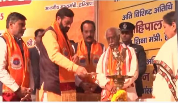 Photo of 34वां दीक्षांत समारोह: कुरुक्षेत्र विश्वविद्यालय में राज्यपाल व सीएम ने विद्यार्थियों को प्रदान की डिग्री