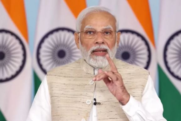 Photo of पीएम मोदी और अमित शाह ने पुलवामा के शहीदों को दी श्रद्धांजलि