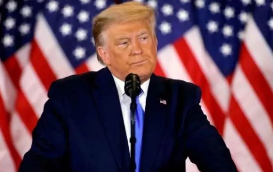 Photo of ‘पेपर स्ट्रॉ की जगह प्लास्टिक स्ट्रॉ’, ट्रंप ने बाइडन के फैसले को किया खत्म