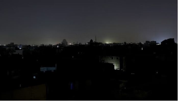 Photo of कल एक घंटा बिजली बंद करने की अपील, पिछले साल अर्थ आवर में दिल्लीवालों ने की थी 206 मेगावॉट की बचत