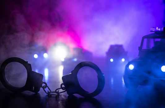 Photo of  रिश्वत लेने पर आरपीएफ दरोगा को सीबीआई ने किया गिरफ्तार, दलाली करने वाला इलेक्ट्रीशियन भी दबोचा