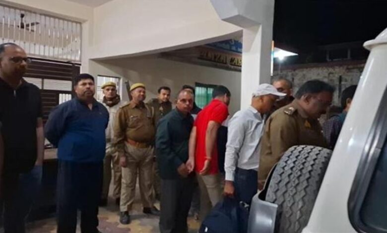 Photo of रेलवे प्रमोशन परीक्षा का पेपर लीक मामले में CBI की बड़ी कार्रवाई, 26 गिरफ्तार…