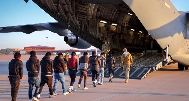 Photo of 35 साल पहले आए अमेरिका, अब वापस जाना होगा अपने देश… कैलिफोर्निया से डिपोर्ट हुआ कपल