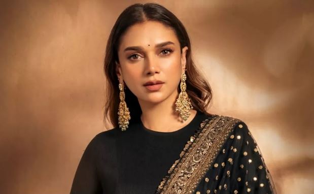 Photo of ‘हीरामंडी’ के बाद फिल्मों का पड़ा अकाल, हैरान Aditi Rao Hydari का खुलासा- ‘मैं सोच में पड़ गई कि…’
