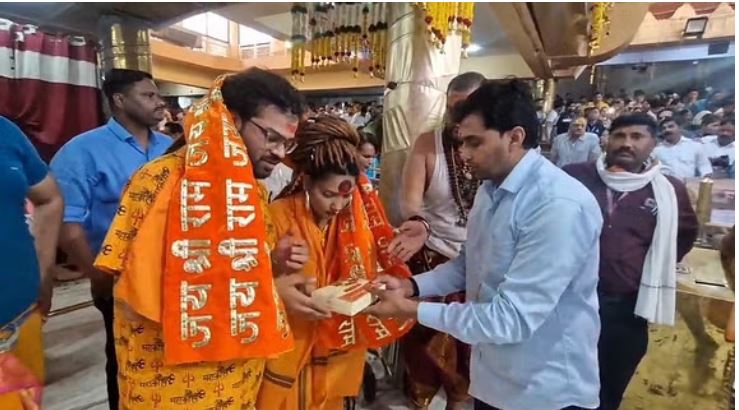 Photo of उज्जैन: बाबा महाकाल की भक्त शहनाज पहुंचीं महाकाल मंदिर