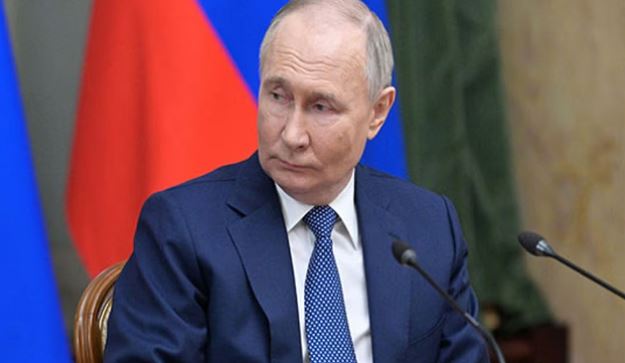 Photo of युद्ध विराम पर बातचीत से पहले रूस का बड़ा दांव, राष्ट्रपति पुतिन ने अमेरिका के सामने रखीं कई शर्तें