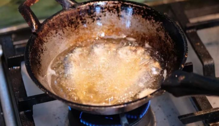 Photo of खतरनाक हो सकता है Used oil को दोबारा इस्तेमाल करना