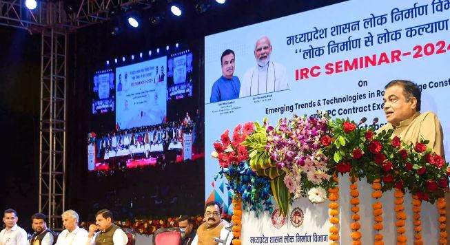 Photo of  विभिन्न कारणों से देशभर में अटकी 637 परियोजनाएं, नितिन गडकरी ने संसद में बताई बड़ी वजह