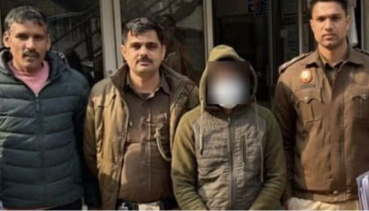 Photo of दिल्ली: अब अवैध बांग्लादेशियों की सहायता करने वालों पर भी होगी एफआईआर