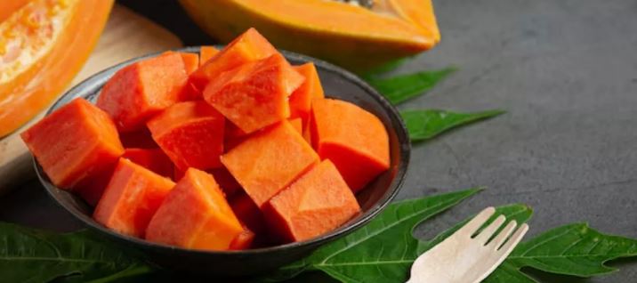 Photo of रोज सुबह एक कटोरी पपीता खाने के फायदे जान दंग रह जाएंगे आप!