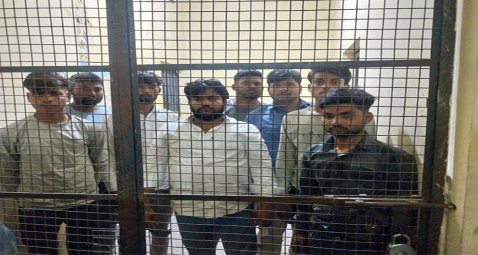Photo of कासगंज गैंगरेप मामले में पुलिस ने 8 को किया गिरफ्तार
