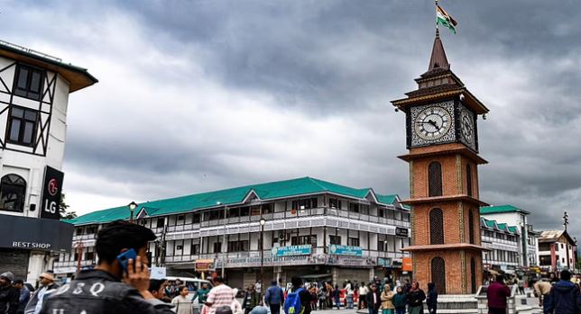 Photo of दून घाटी का कश्मीर से मोहभंग, पहले जाने की थी बेकरारी, अब बुकिंग कैंसिल कराने को बेचैन