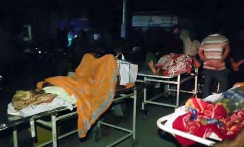 Photo of लोकबंधु अस्पताल में भीषण आग: 200 जानें मिनटों में शिफ्ट, लेकिन एक ना बच सका!