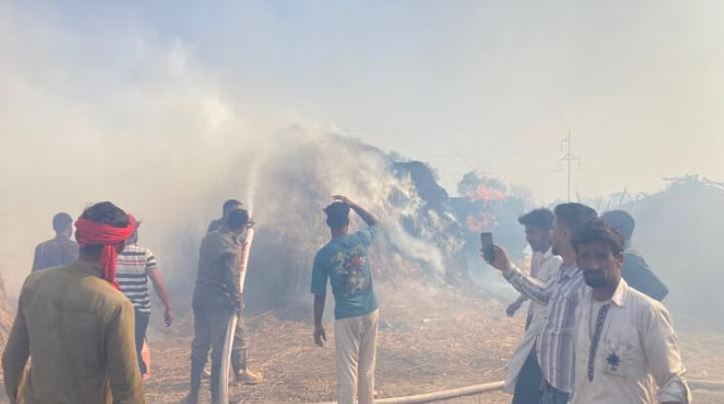 Photo of इंदौर में पराली जलाने से बढ़ा प्रदूषण, केंद्र से जारी हुए खतरनाक आंकड़े