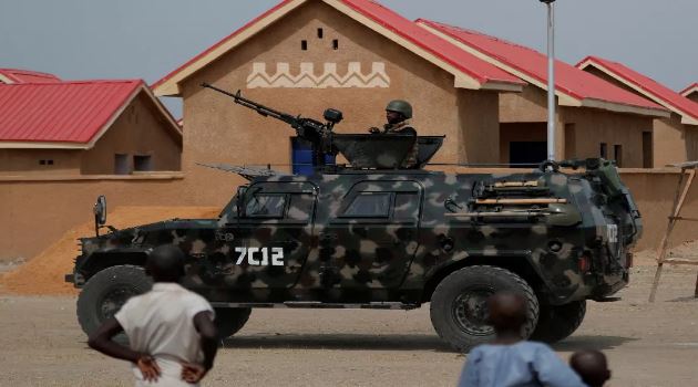 Photo of नाइजीरिया में बंदूकधारियों ने मचाया खूनी उत्पात, 20 लोगों की कर दी हत्या