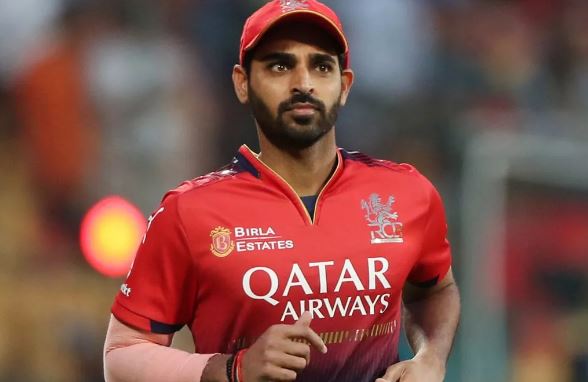 Photo of Bhuvneshwar Kumar ने GT Vs RCB मैच में रचा इतिहास