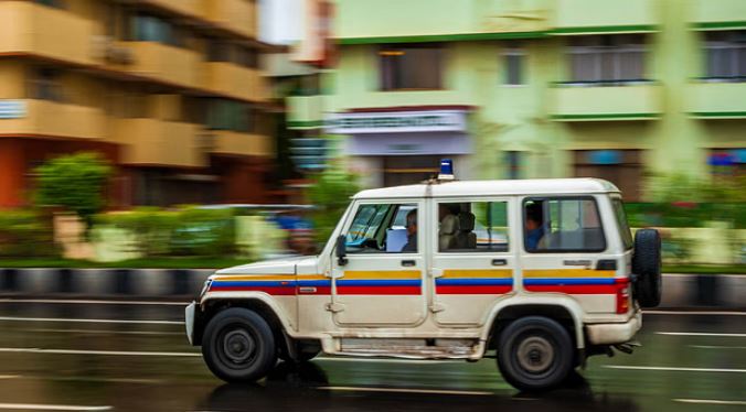Photo of नशीला पदार्थ देने से मना करने पर नाबालिग ने की युवक की हत्या, खून से लथपथ मिला शव