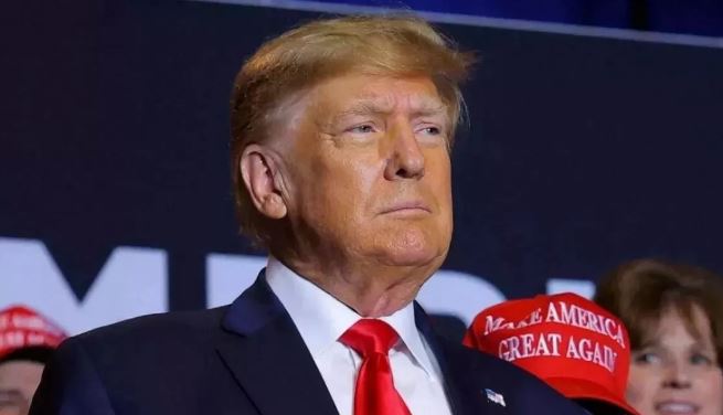 Photo of आज से टैरिफ लागू करेंगे डोनाल्ड ट्रंप, भारत पर क्या होगा असर; शेयर बाजार में मची खलबली