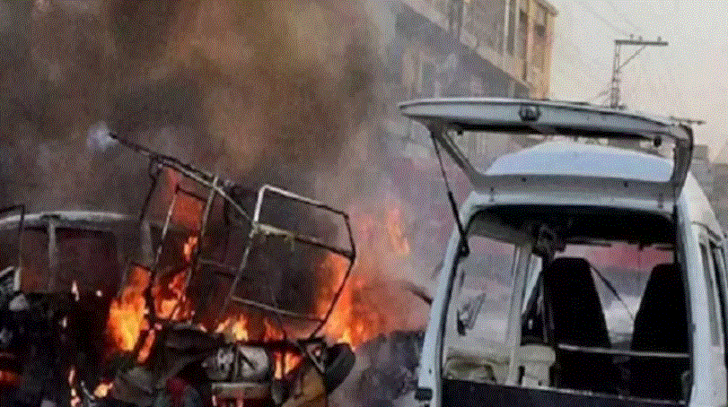 Photo of पाकिस्तान के बलूचिस्तान प्रांत में बम धमाका, 4 लोगों की मौत और 20 घायल