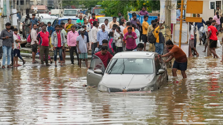 Photo of बंगलूरू में बारिश का ऑरेंज अलर्ट; शिवकुमार बोले- शहर के 70% इलाकों में बाढ़ की समस्या हुई हल