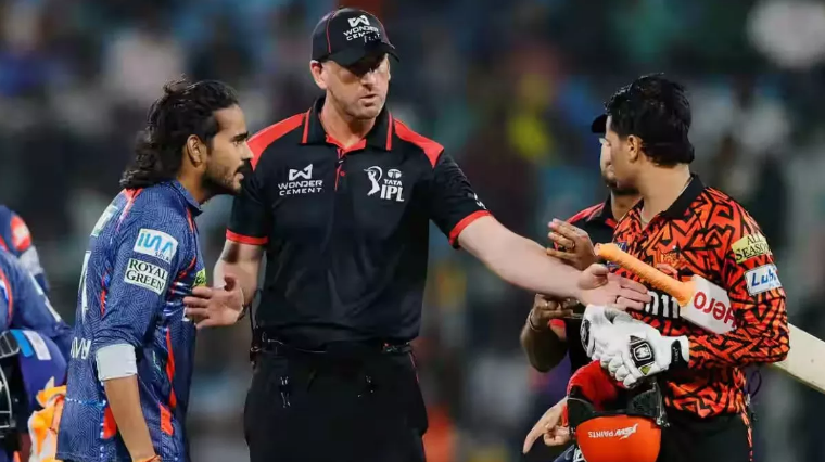 Photo of LSG vs SRH:  दिग्वेश राठी पर लगा 1 मैच का बैन, अभिषेक को भी मिली झगड़ा करने की सजा; BCCI ने ठोका जुर्माना