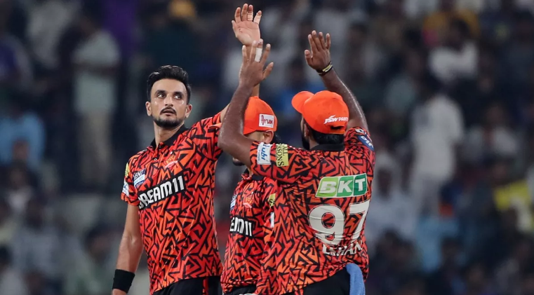 Photo of हर्षल पटेल ने IPL में कर डाला बड़ा कारनामा, तोड़ दिया युजवेंद्र चहल का धांसू रिकॉर्ड