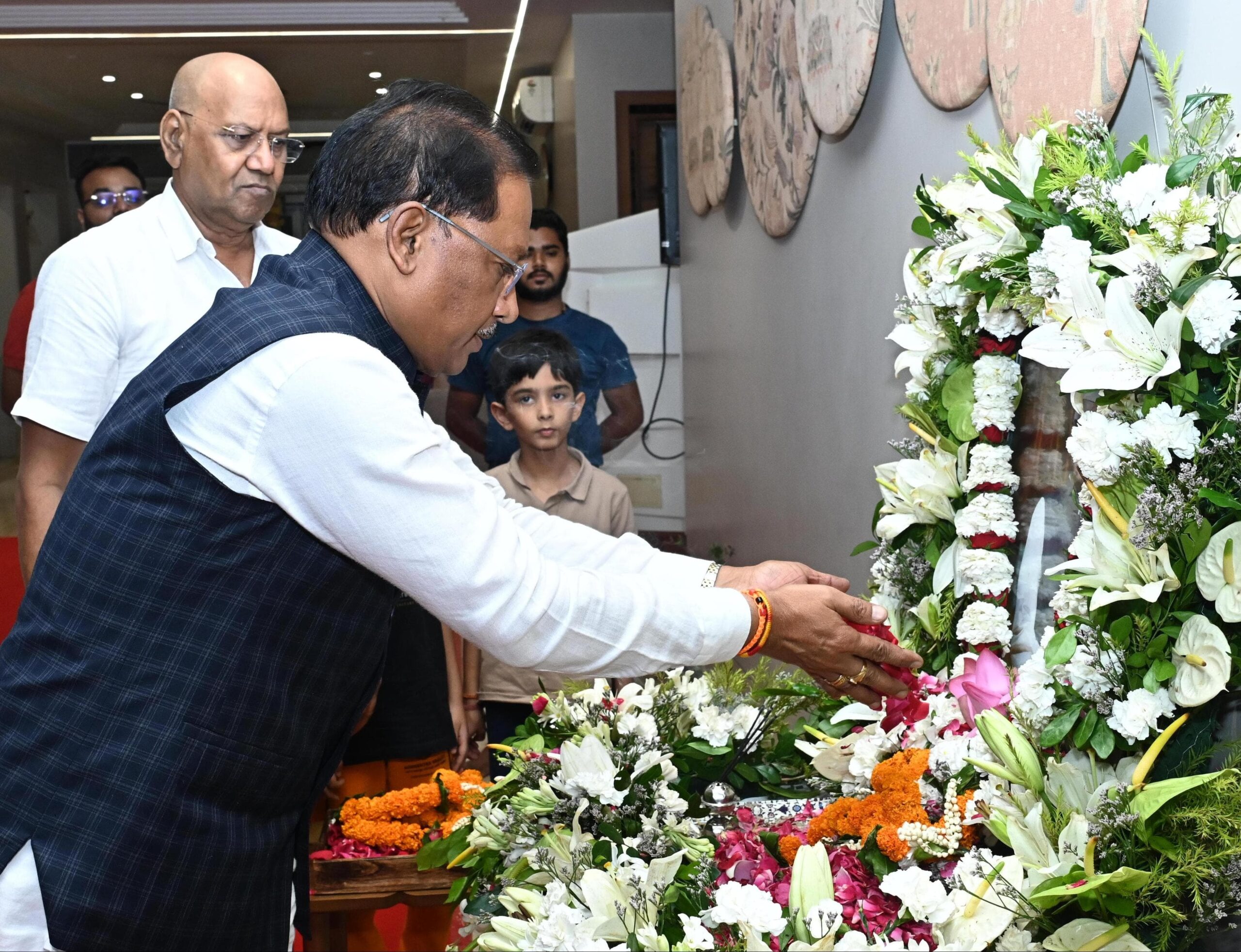 Photo of मुख्यमंत्री साय ने स्व.रामजीलाल अग्रवाल को दी श्रद्धांजलि