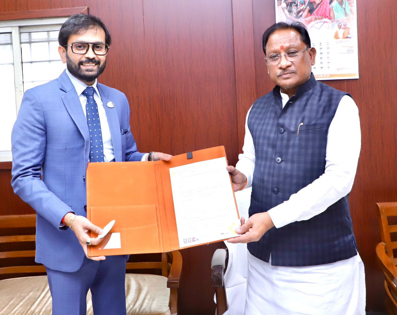 Photo of रायपुर में स्थापित होगा अत्याधुनिक आर्टिफिशियल इंटेलिजेंस आधारित डेटा सेंटर