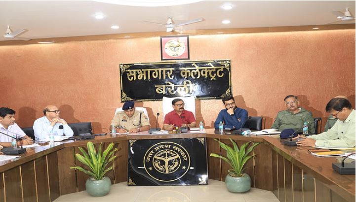 Photo of मॉक ड्रिल: हवाई हमले के दौरान कैसे बचें? बरेली में आज रात सायरन बजते ही होगा ब्लैक आउट