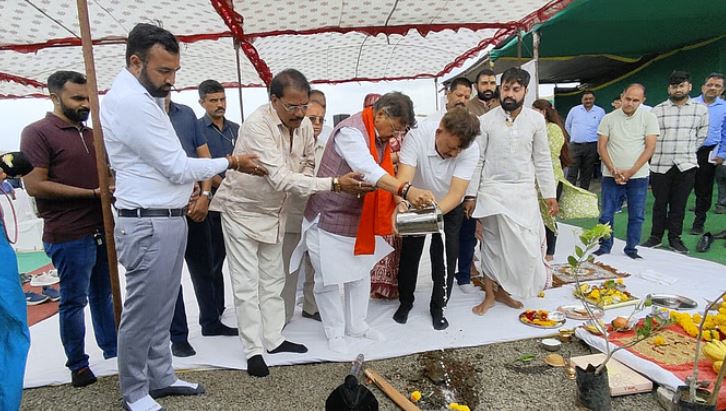 Photo of इंदौर: ट्रीटमेंट प्लांट के उपचारित पानी से जिंदा रहेंगे 12 लाख पौधे