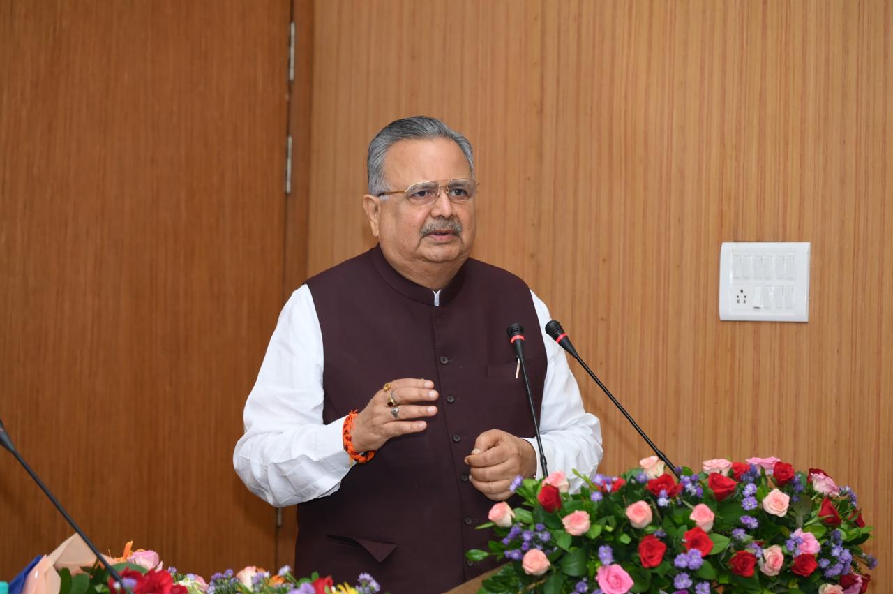 Photo of मंत्रियों एवं सदस्यों के निज सचिव एवं निज सहायकों का प्रशिक्षण सम्पन्न  