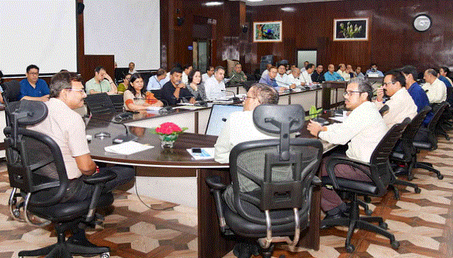 Photo of पदोन्नति की राह में रुकावट बना पीसीएस अफसरों का वरिष्ठता विवाद, इस वजह से हो रहा है टकराव