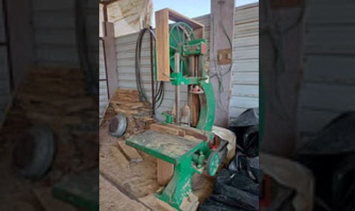 Photo of बांधवगढ़ टाइगर रिजर्व के 10 किमी दायरे में संचालित आरा मशीनों पर HC की सख्ती