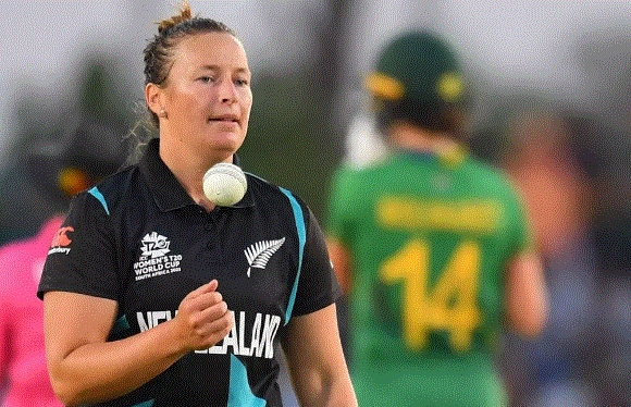 Photo of पांच बार टी20 वर्ल्ड कप खेलने वाली न्यूजीलैंड की ऑलराउंडर ने क्रिकेट को कहा अलविदा