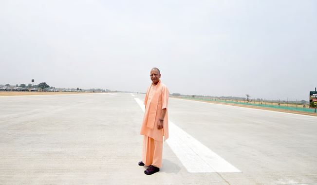 Photo of गंगा एक्सप्रेसवे पर कल उतरेंगे लड़ाकू विमान, राफेल-मिराज व जगुआर दिखाएंगे करतब, सीएम योगी रहेंगे मौजूद!