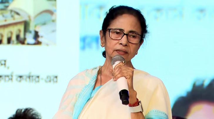 Photo of IPL 2025: कोलकाता से मेजबानी छीनकर गुजरात को देने पर भड़की पश्चिम बंगाल सरकार