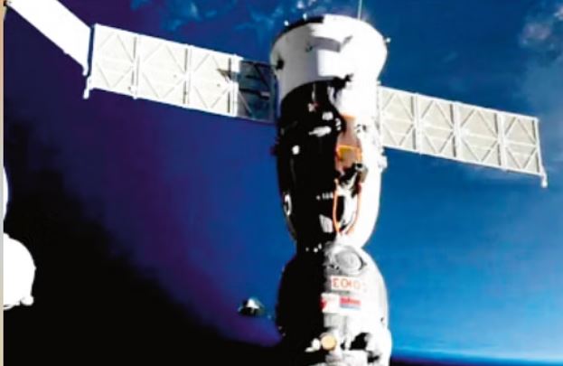 Photo of इसरो का गगनयात्री एक्सिओम-4 मिशन में करेगा सूक्ष्म गुरुत्वाकर्षण पर अध्ययन