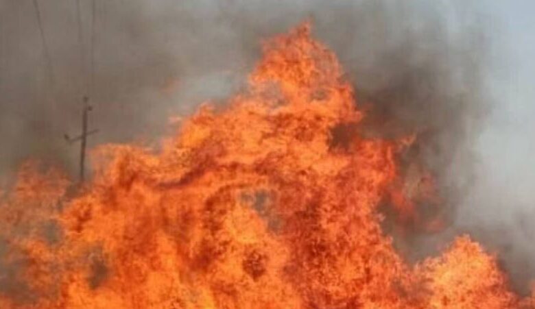 Photo of दिल्ली: द्वारका के एक अपार्टमेंट की छठी मंजिल में लगी आग