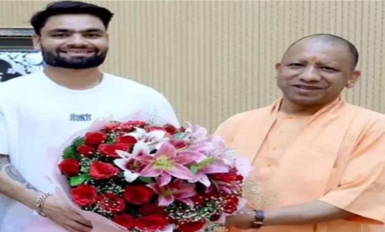 Photo of क्रिकेट स्टार रिंकू सिंह को योगी सरकार का बड़ा तोहफा