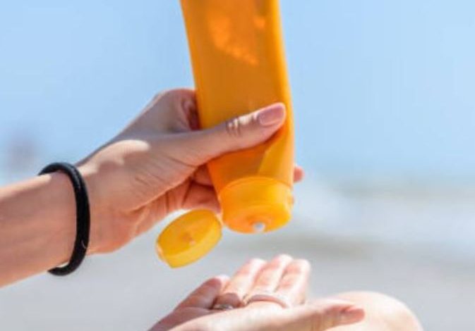 Photo of Sunscreen खरीदने से पहले इन 5 बातों पर जरूर करें गौर