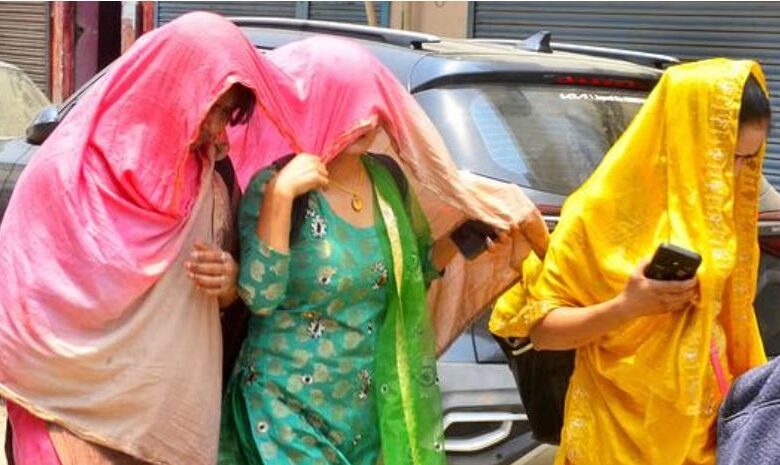 Photo of दिल्ली-NCR में गर्मी का कहर जारी: पारा 45 डिग्री के पार, दो दिन लू का रेड अलर्ट