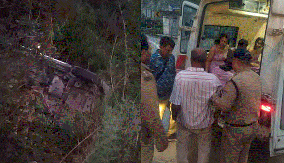 Photo of  चारधाम यात्रा पर आए यात्रियों की कार अनियंत्रित होकर खाई में गिरी, चालक सहित पांच लोग थे सवार