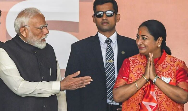 Photo of पीएम मोदी ने की दिल्ली की सीएम और भाजपा नेताओं के साथ बैठक