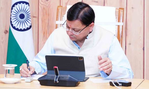 Photo of उत्तराखंड में खतरे वाले स्थान किए जाएंगे नो सेल्फी जोन घोषित, हादसे का शिकार हो रहे लोग