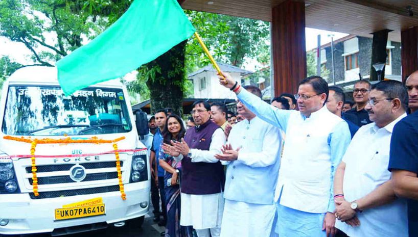 Photo of उत्तराखंड: सीएम धामी ने 20 नई वातानुकूलित यूटीसी मिनी का किया फ्लैग ऑफ