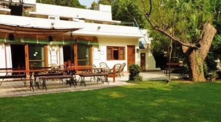 Photo of इस महिला के पास भारत की राजधानी का सबसे महंगा घर, कीमत ₹453 करोड़